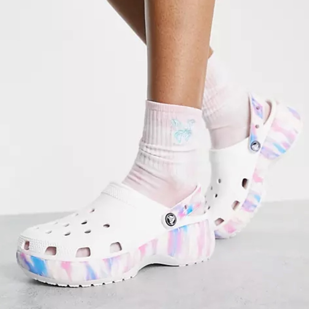 CROCS Platform Dream Clog - Picture 2 of 4
